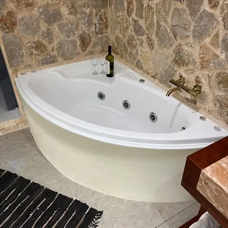 Apartament 2-luxury Jacuzzi White By The Sea *