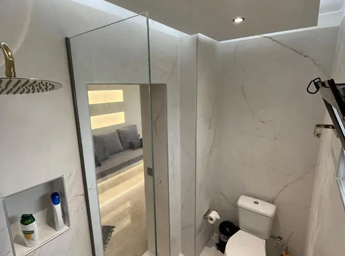 2-luxury Jacuzzi White By The Sea *