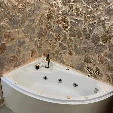 Apartment 2-luxury Jacuzzi White By The Sea Rhodes City