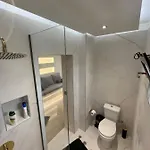 2-luxury Jacuzzi White By The Sea *