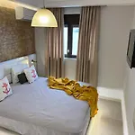 2-luxury Jacuzzi White By The Sea עיר רודוס