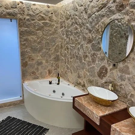Apartman 2-luxury Jacuzzi White By The Sea *