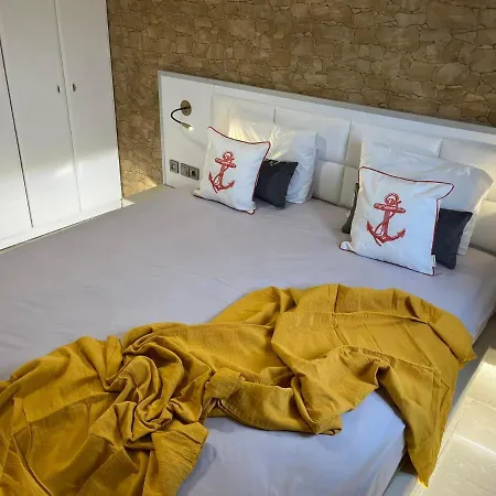 דירה 2-luxury Jacuzzi White By The Sea *